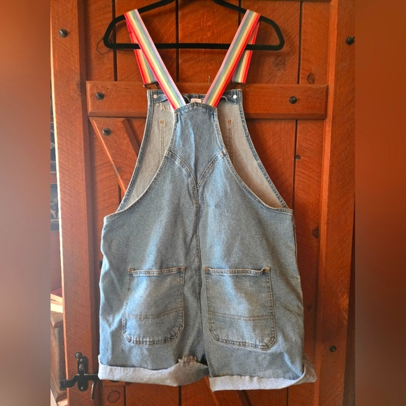 🌈 Rainbow Strap Cutoff Short Overalls | Women’s L 🌈 - Picture 1 of 6